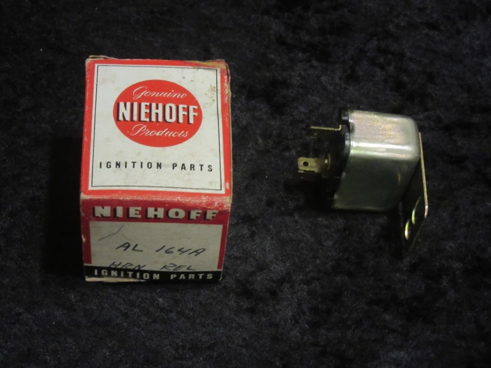 NOS 1964-1970 Chrysler Dodge Plymouth MOPAR Niehoff 12 Volt Horn Relay Foto 2 de 4