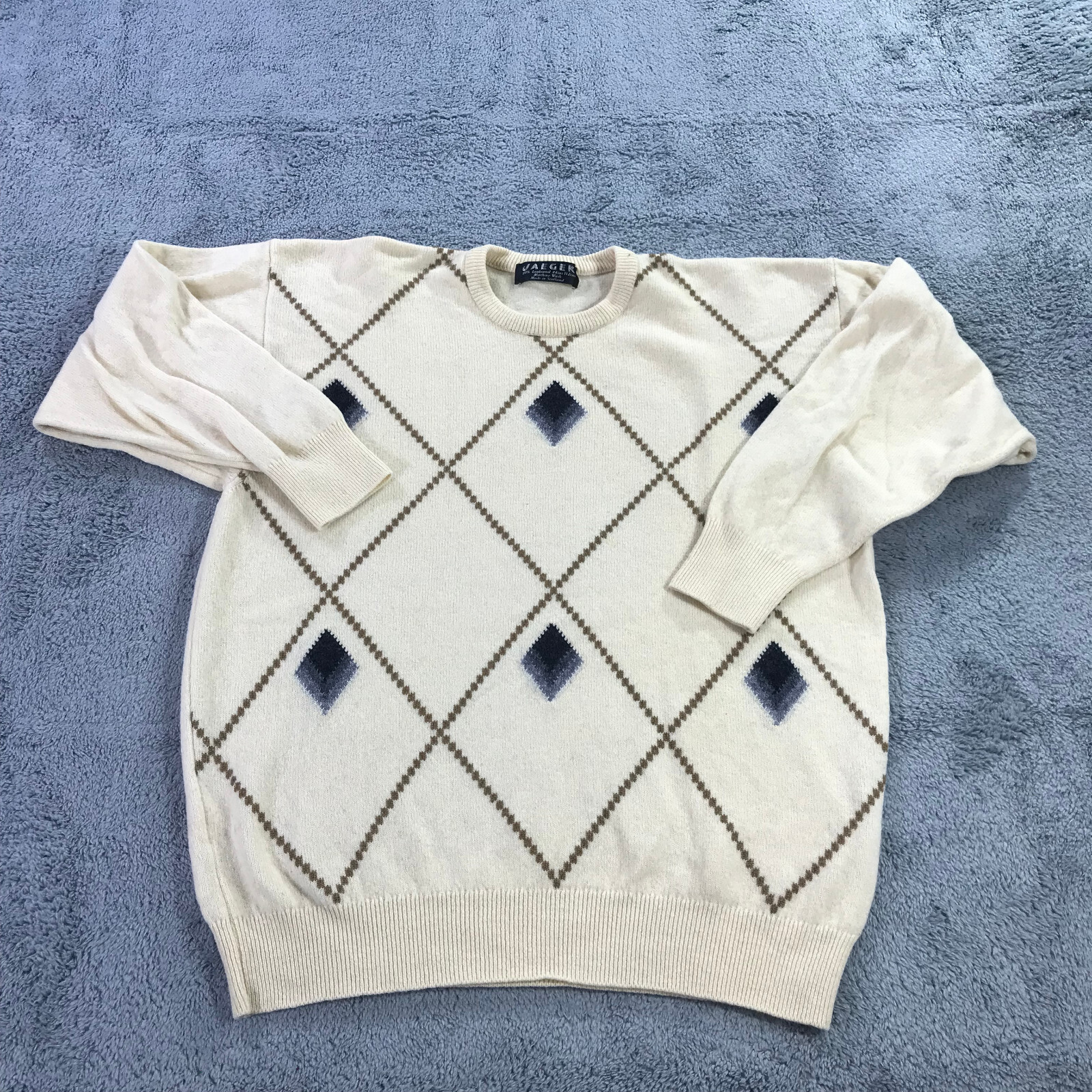 Picture 2 of 10