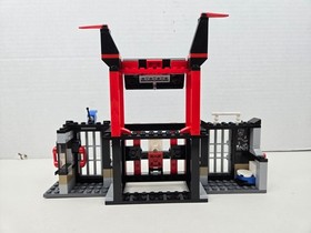 LEGO Kryptarium Prison Breakout 70591 NINJAGO Skybound 99% Complete