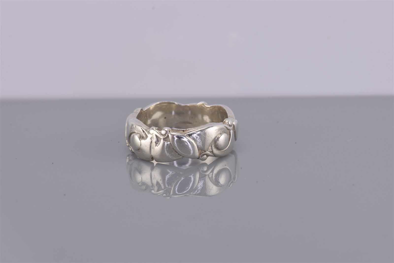 Sterling Silver Swirled Leaf Bead Patterned Etern… - image 2