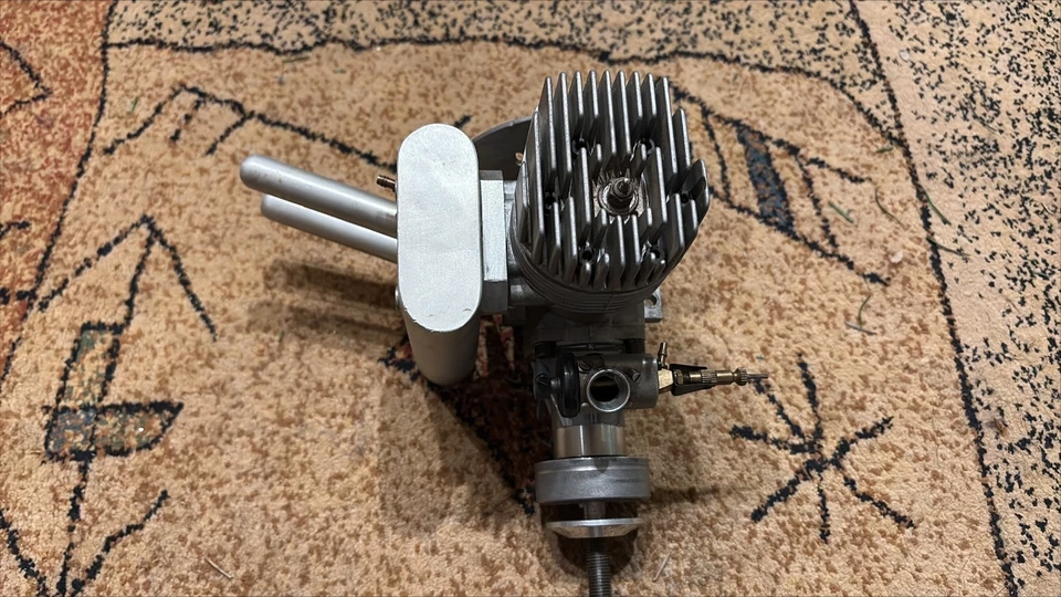 Super Tigre 3000, 325 Gran Escala RC Avión Motor Nitro, Hecho en Italia Foto 2 de 4