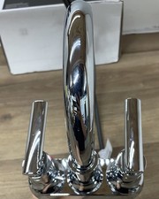 Delta Altado 1.2 GPM Centerset Bathroom Faucet, Chrome Scratches 25442-MPU-DST