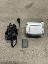 Canon ZR600 Mini DV Digital CamCorder Bundle TESTED W/ Battery CHARGING CABLES
