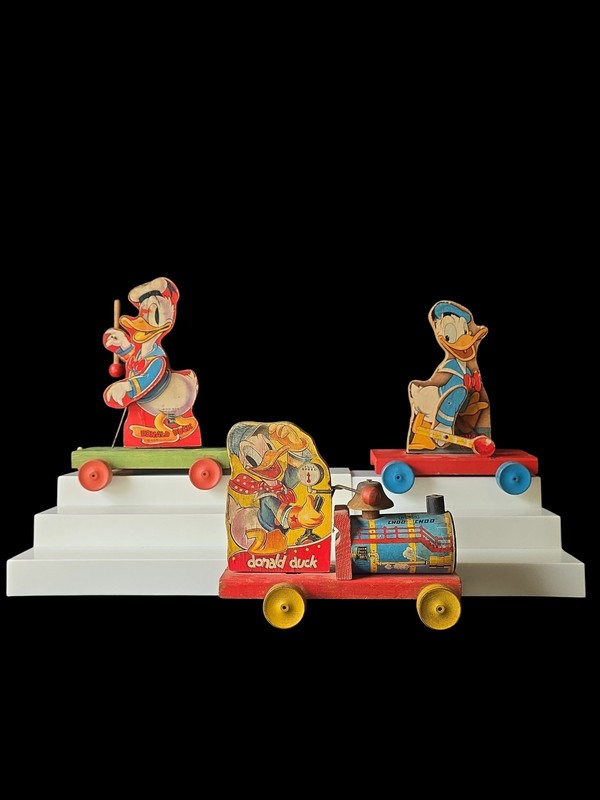 Vintage 40's Donald Duck Disney Fisher Price Wooden Toy No. 450 Choo Choo DISNEY