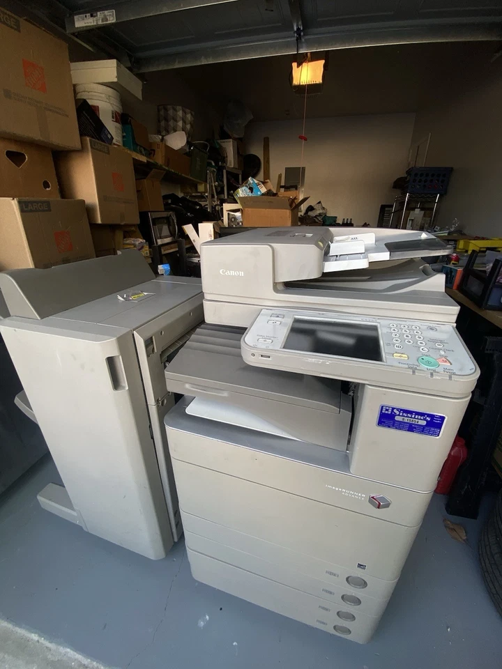 Copiadora/impressora colorida Canon Imagerunner Advance C5255, 55ppm com acabamento de grampeador - Imagem 3 de 4