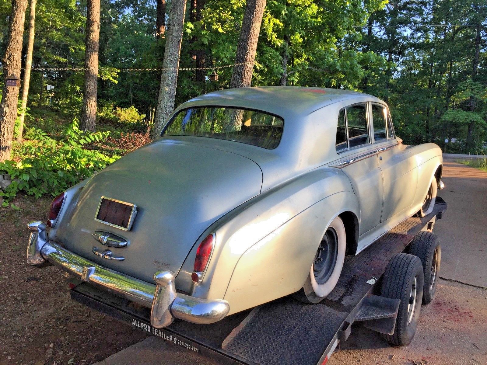 WORLDS LARGEST 1955-65 ROLLS ROYCE CLOUD PHANTOM BENTLEY INVENTORY. AIRCON DUCT