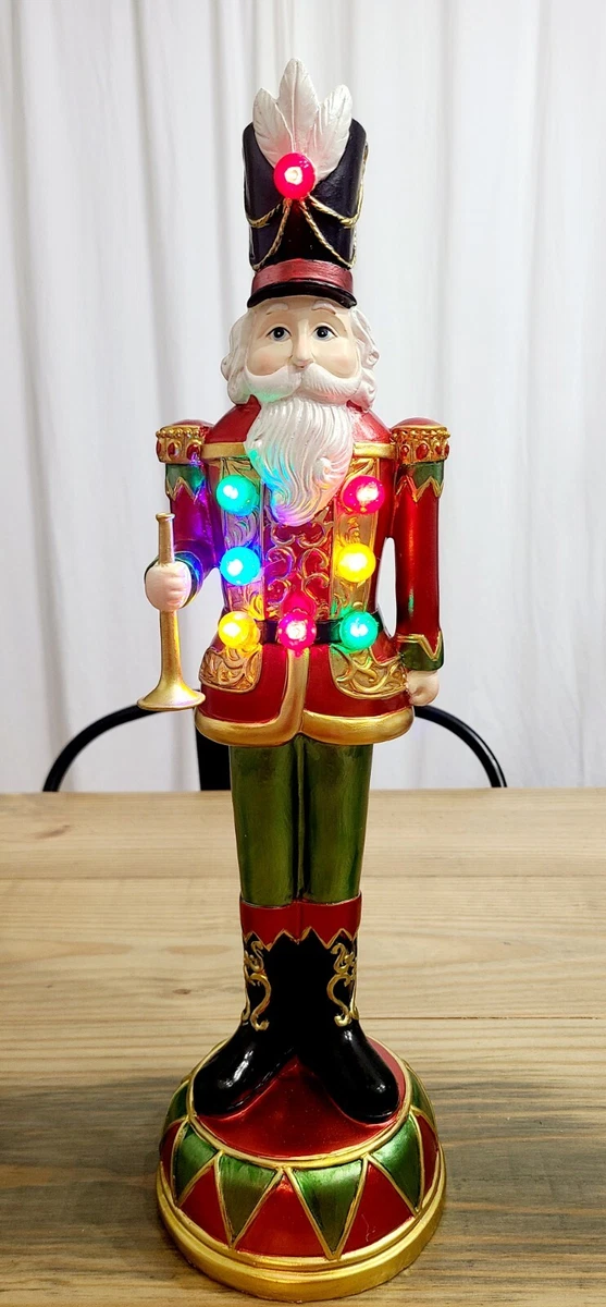 Light up clearance nutcracker soldiers