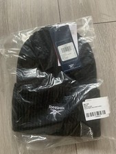 Reebok Knitted Logo Beani Hat Black Brand New