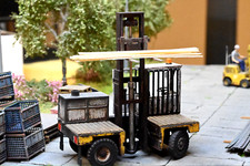 TRANSPORTA YB50 Seitenstapler H0 1:87 Modell Bausatz Gabelstapler 3D Druck DDR