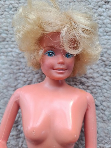 Mattel Twist n Turn TNT Barbie Philippines Doll 1966 - Picture 2 of 6