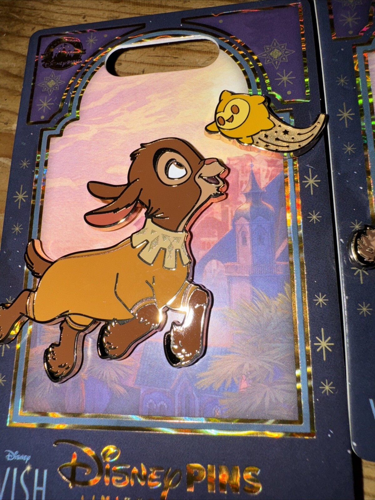 Disney Pin 2023 Limited Release Wish Set Valentino & Star New Mint Card R $29.99