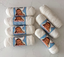 x7 Red Heart Baby Fingerling Yarn WHITE 270 yards/3 ply Made in USA Vintage