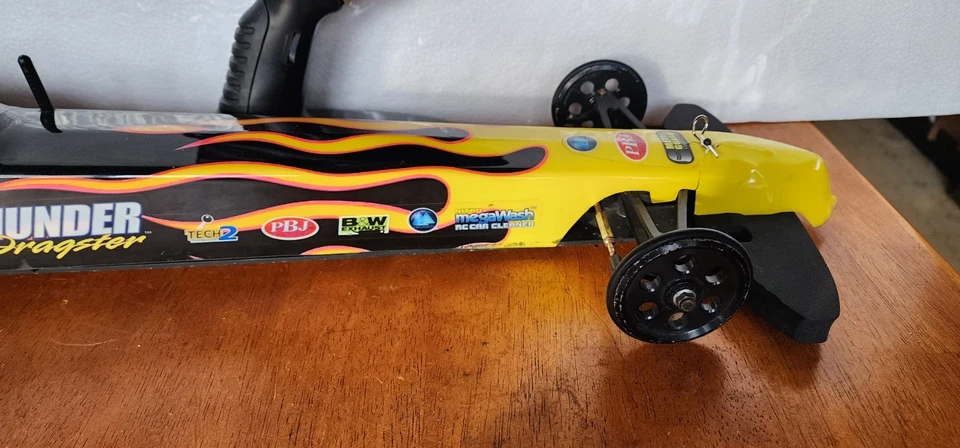 VINTAGE MEGATECH DARK THUNDER TOP-FUEL MEGA DRAGSTER NITRO RC CAR RARE - Image 4 of 4