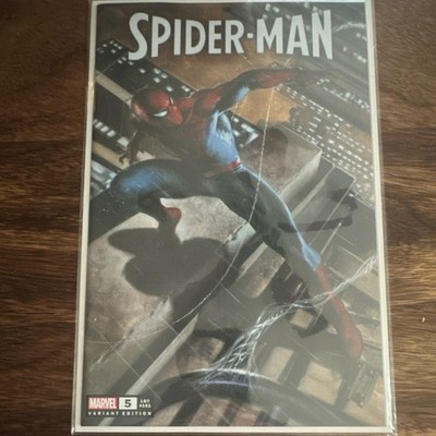 Marvel Comics Spider-Man #5 Variant Edition Single Issue Comic Book