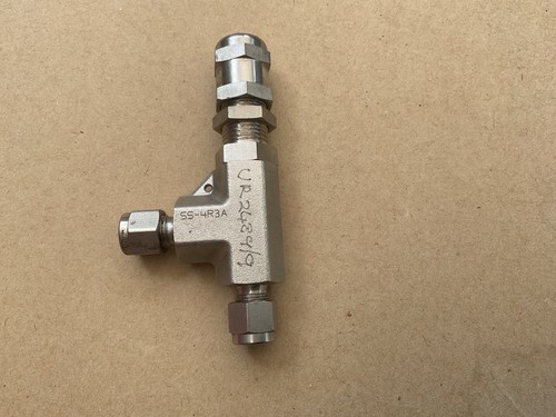 Swagelok Valvola di sicurezza di pressione SS-4R3A con molla viola