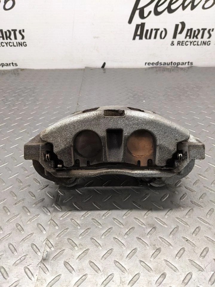 Pinza delantera izquierda conductor doble pistón para caravana 12-20 1083805 Foto 4 de 4