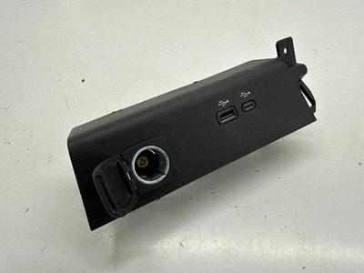 Buick Encore GX I 2024 Vorne USB-Anschluss 13561808 IML49635