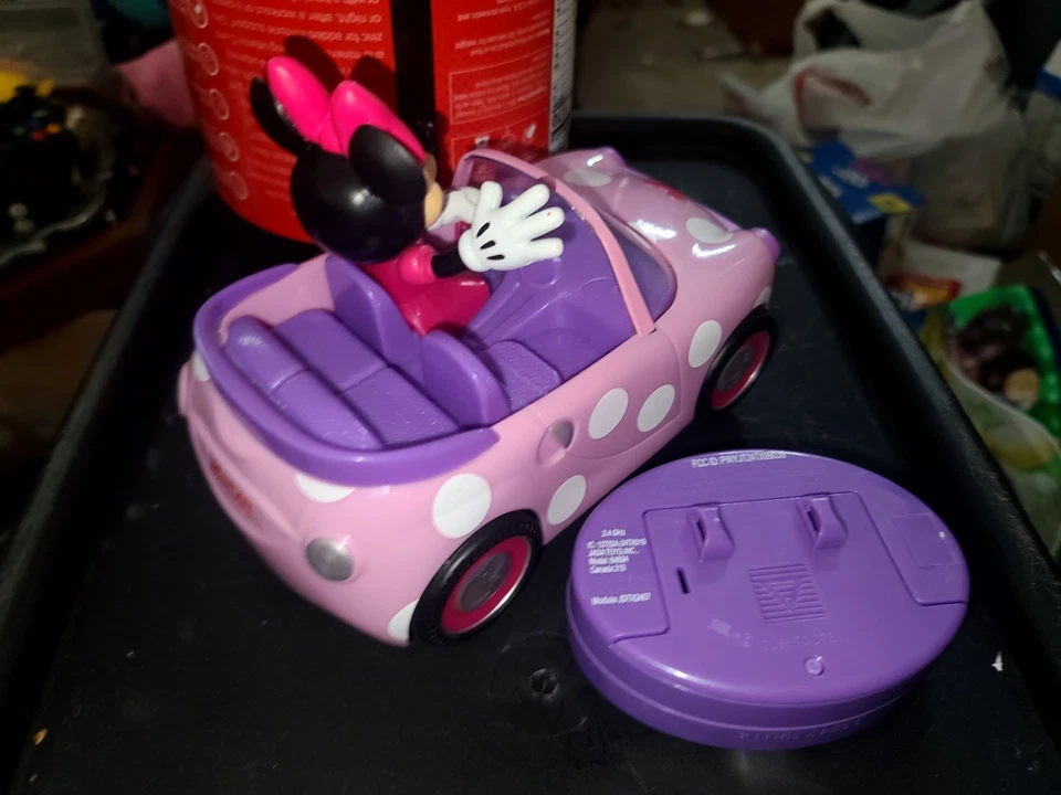 2021 Disney Junior Minnie Mouse Bowtique Roadster Remote Control Car 7" RC Car - Image 2 of 2