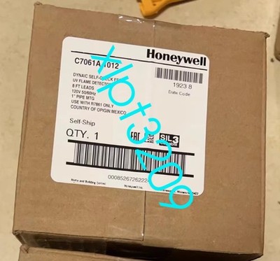 Brand New 1PCS   C7061A1012 UV Flame Detector FedEx or DHL #md