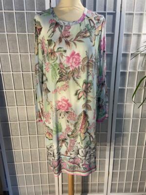 Kleid - NEU - RIANI  -   299,95 Gr.  38 