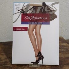 Lot Of 2 Hanes Silk Reflections Pantyhose Sz CD Style 717, 00717  Little Color  