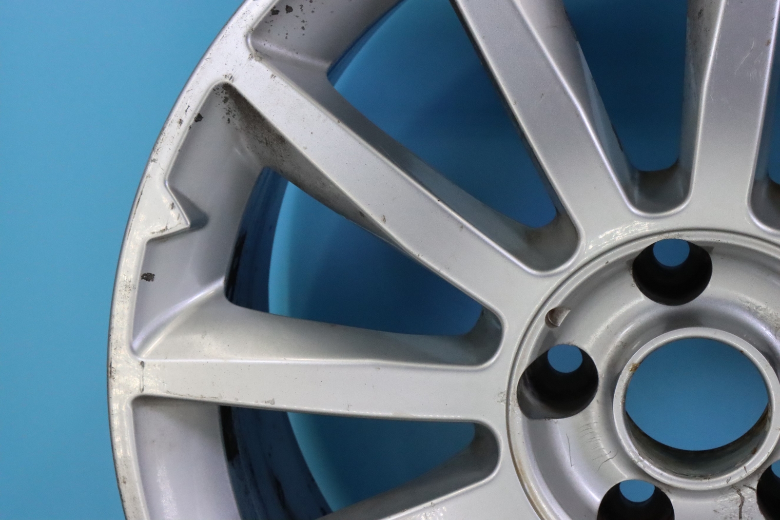Maserati Ghibli 2014 15 2016 18" OEM Rim Wheel 17310 670010977 90135383