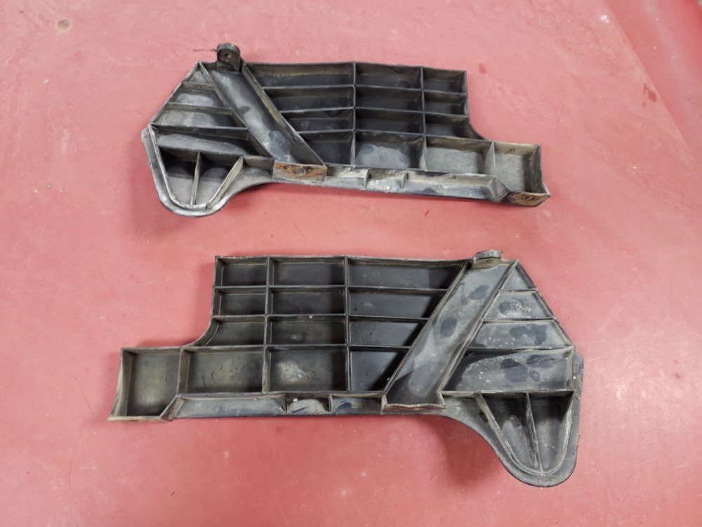 1969-1970 Buick Lower Fender Plastic Baffles for Electra Lesabre Wildcat Splash Shields
