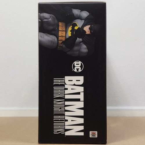 MEDICOM TOY MAFEX No.205 BATMAN & HORSE (The Dark Knight Returns) U.S SELLER!!! - Picture 5 of 15