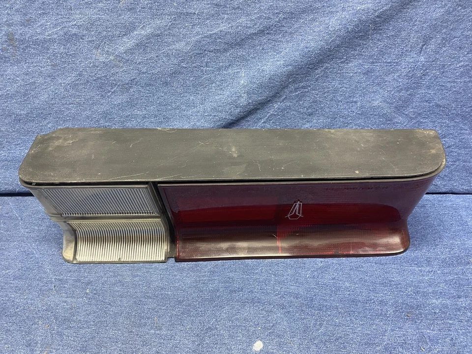 Lanterna traseira direita 1981 1982 1983 PLYMOUTH Horizon TC3 2 portas passageiro - Imagem 4 de 4