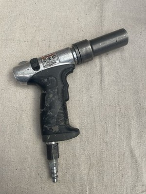 Ingersoll Rand Monogram Cylindrical Cleco Runner W500-30 Aircraft Tool