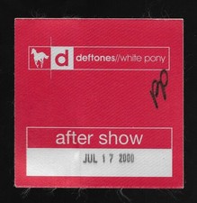DEFTONES AUTHENTIC 2000 WHITE PONY TOUR CONCERT SATIN BACKSTAGE PASS UNPEELED