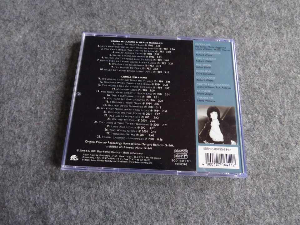 Leona Williams, Merle Haggard – Old loves never die ( 2001 ) Bear Family Records - Bild 2 von 3