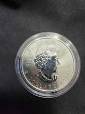 2023 Queen Elizabeth II Maple Leaf in Capsul
