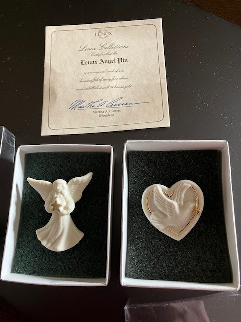 LENOX PORCELAIN ANGEL AND DOVE PINS W GOLD ACCENT EXC WITH BOXES