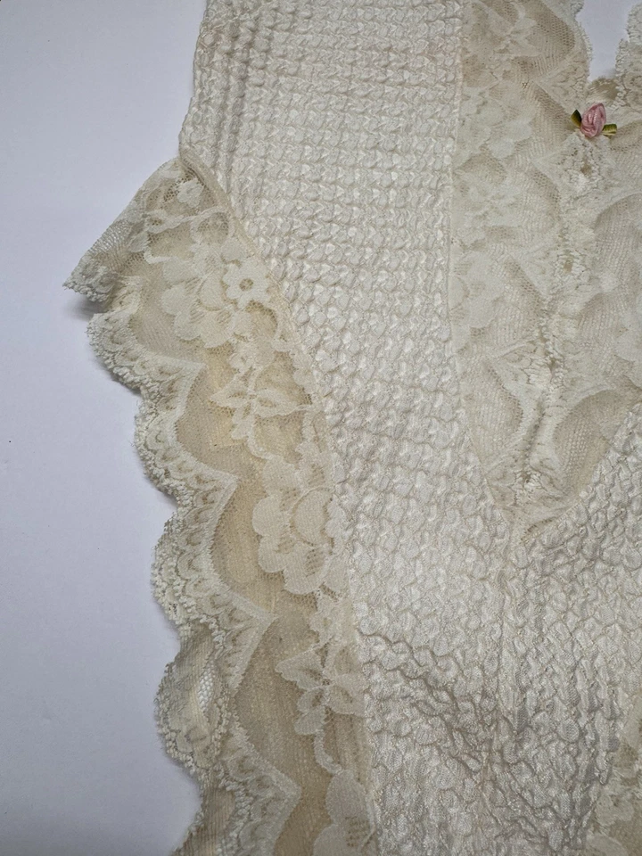 复古 90 年代 Fredericks of Hollywood Off 白色花边泰迪聚拢吊带小号 — 第 3/4 张图片