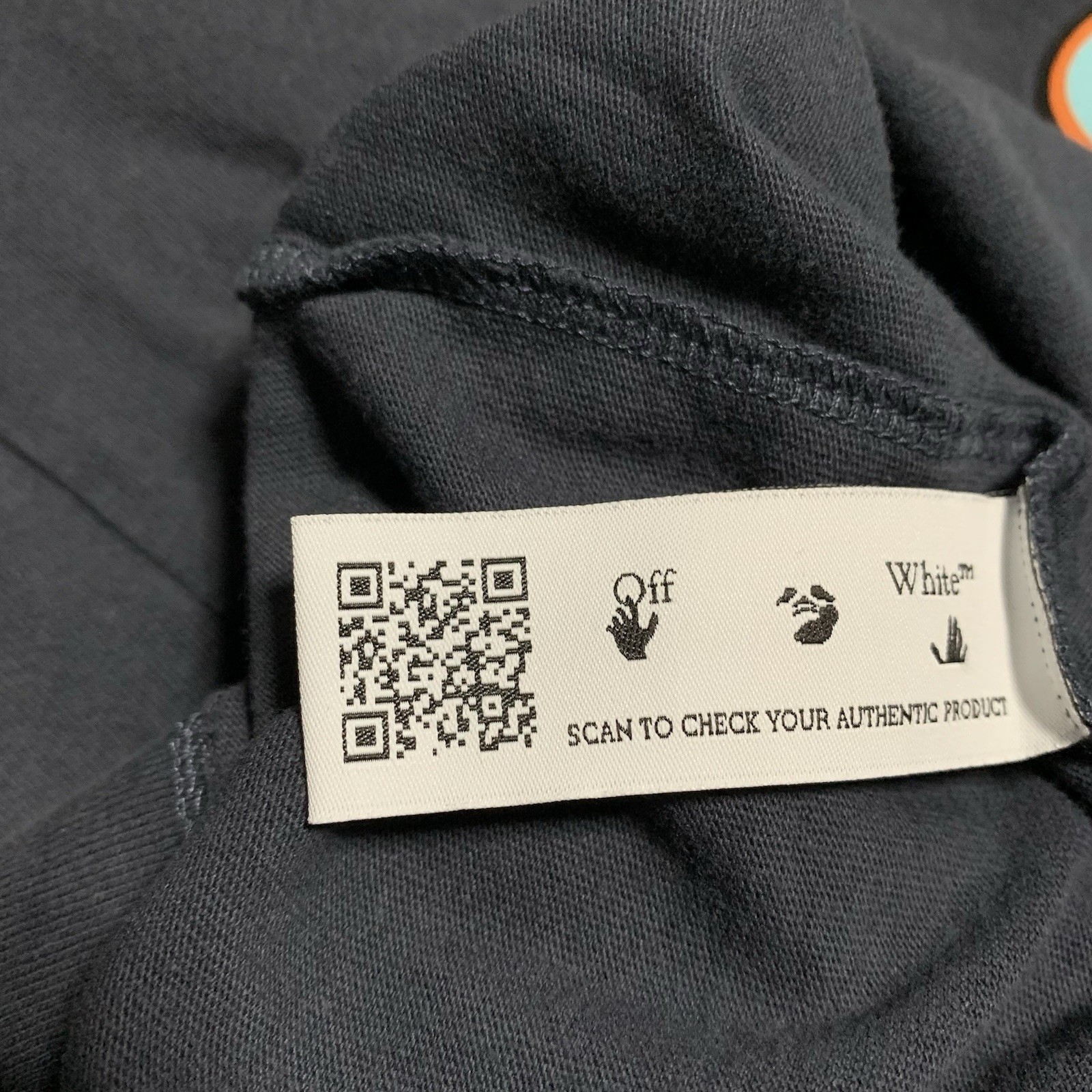 Off White Medium Thunder Arrows Charcoal Tee Virg… - image 11