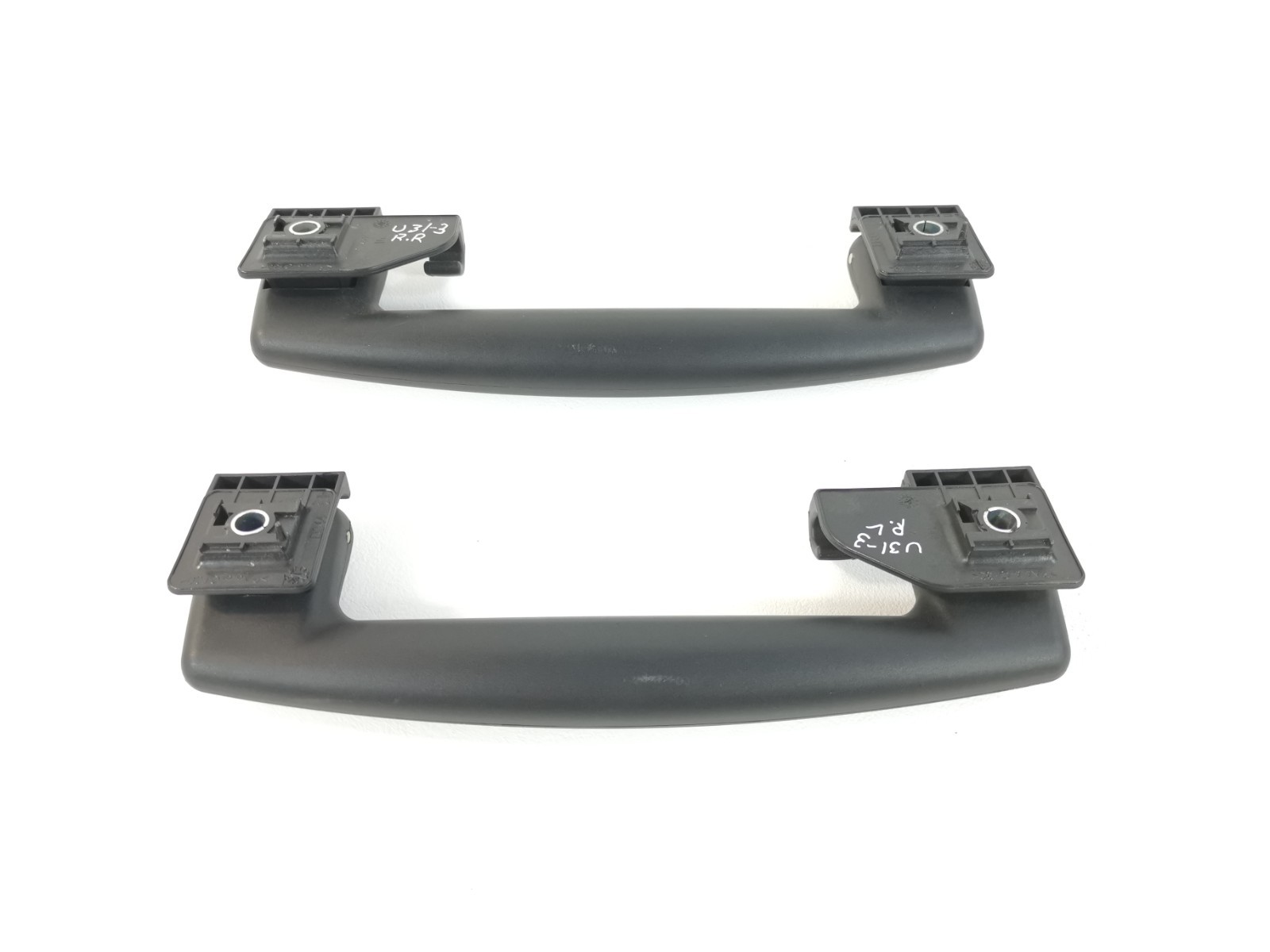 Maserati Ghibli 2019 M156E 3.0 L Front Rear Left Right Roof Grab Handle Set Of 4