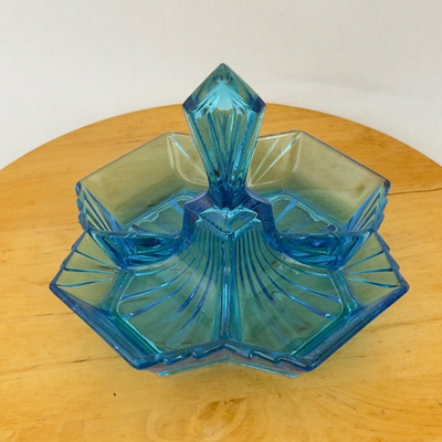 #ad #ad Art Deco Tiara Indiana Glass No. 610 Pyramid Pattern 4 Part Relish Dish in Blue $35.00