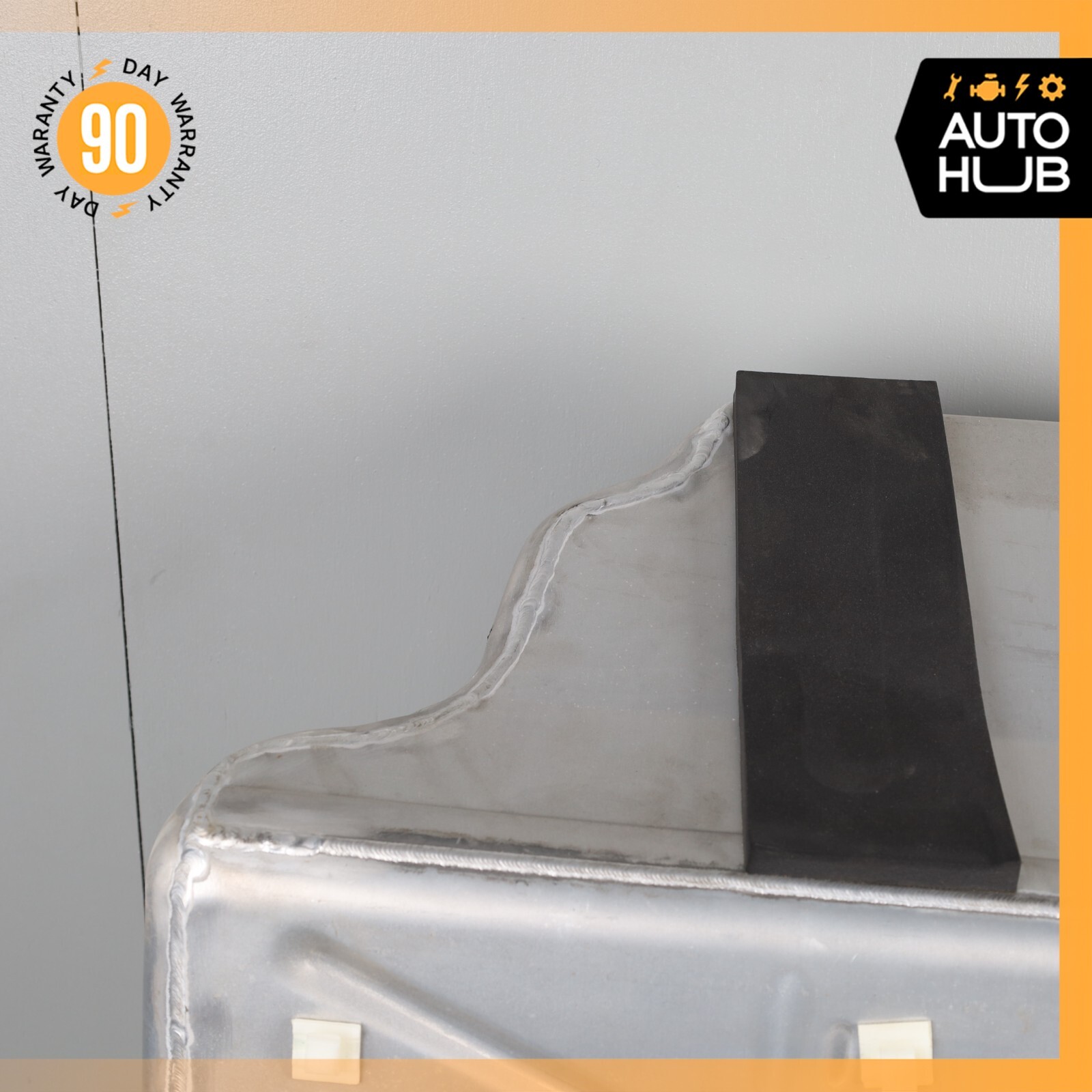 08-18 Maserati GranTurismo S M145 Gas Fuel Tank Reservoir Assembly OEM 56k