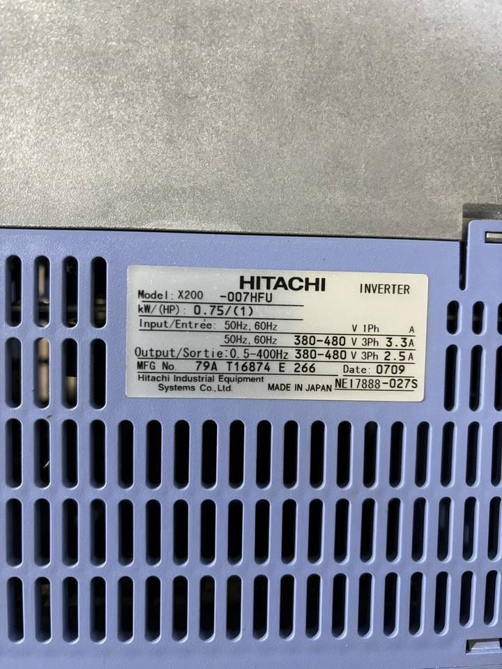 HITACHI X200-007HFU X200 Series 380-480 Volts 3 Phase 1 HP 2.5 Amps Inverter - Image 2 of 4