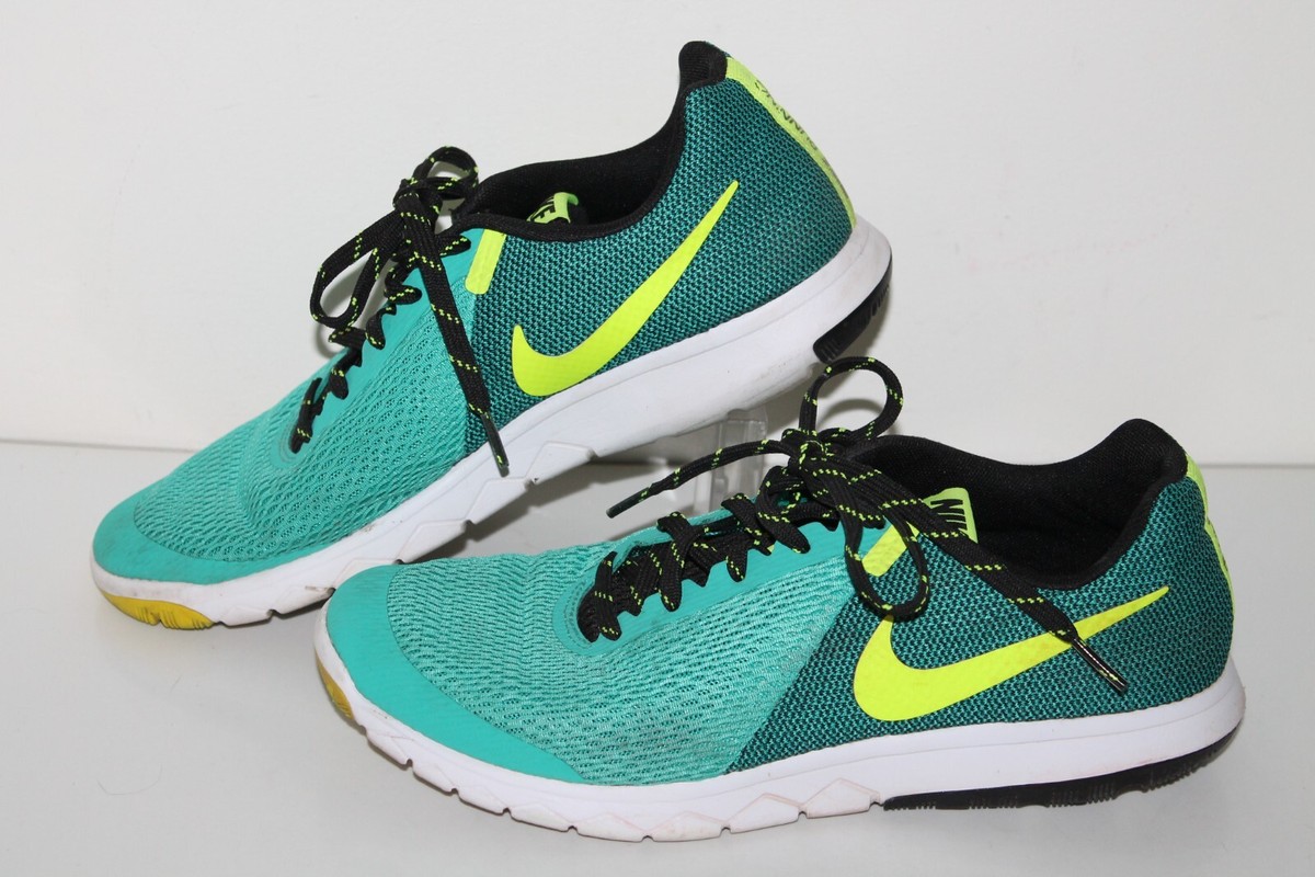 nike flex experience run 10 green