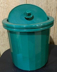 tupperware ice bucket