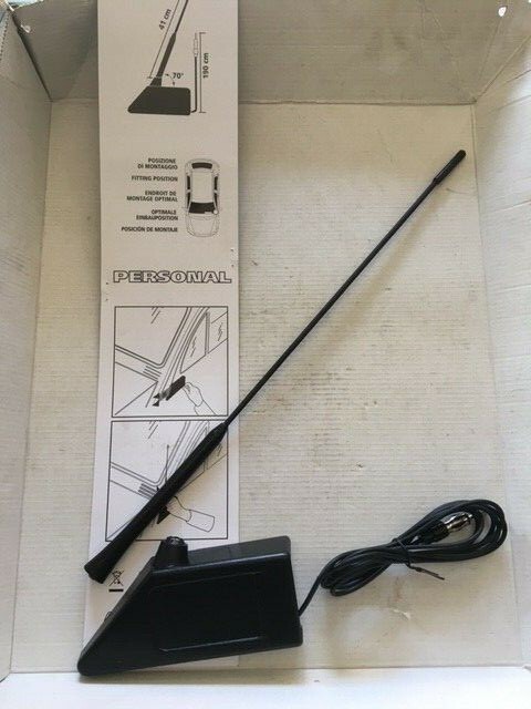 FIAT PANDA 4X4 DAL 1986 AL 2002 ANTENNA AUTORADIO SU CERNIERA PORTA SINISTRA 