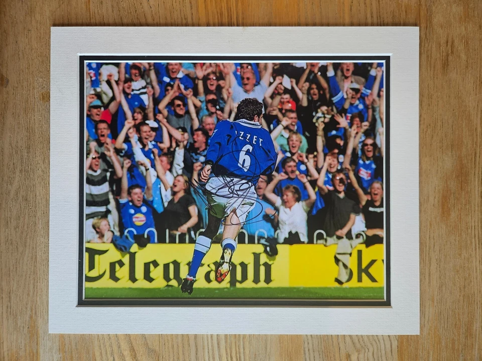 Muzzy Izzet, Leicester City. 12x10 Personally Signed Photo - Image 1 of 1