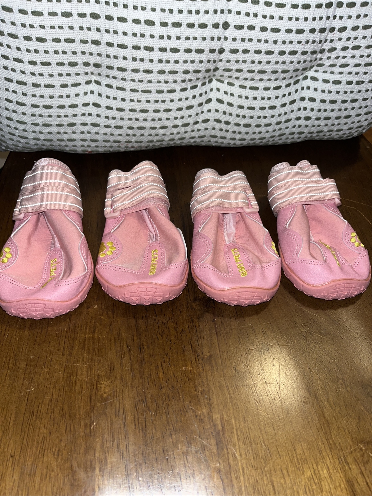 Qumy Pets Dog Shoes/Boots Size 7 Pink Set of 4 eBay