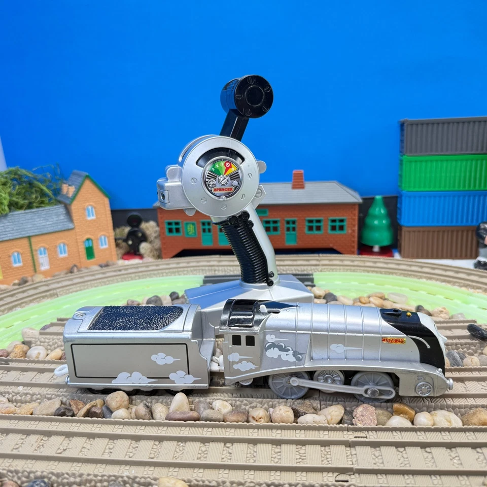 Пульт дистанционного управления двигателем поезда Thomas & Friends TrackMaster R/C Spencer 3 скорости - Изображение 3 из 4