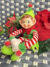 Knee Hugger Elf On A Shelf Hugging Christmas ...