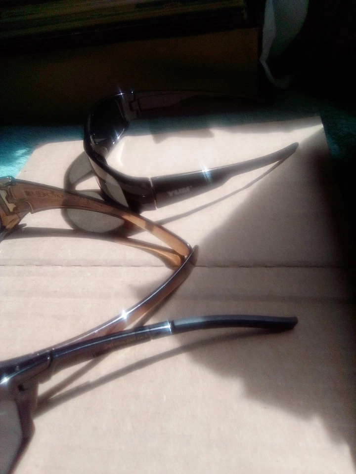 lot of sunglasses 3 Pairs YUM, DODGE,XLOOP - Image 3 of 4