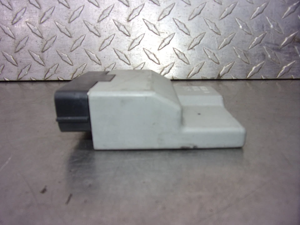 106 I Honda Shadow Aero VT 750 2005 OEM CDI Foto 3 de 4