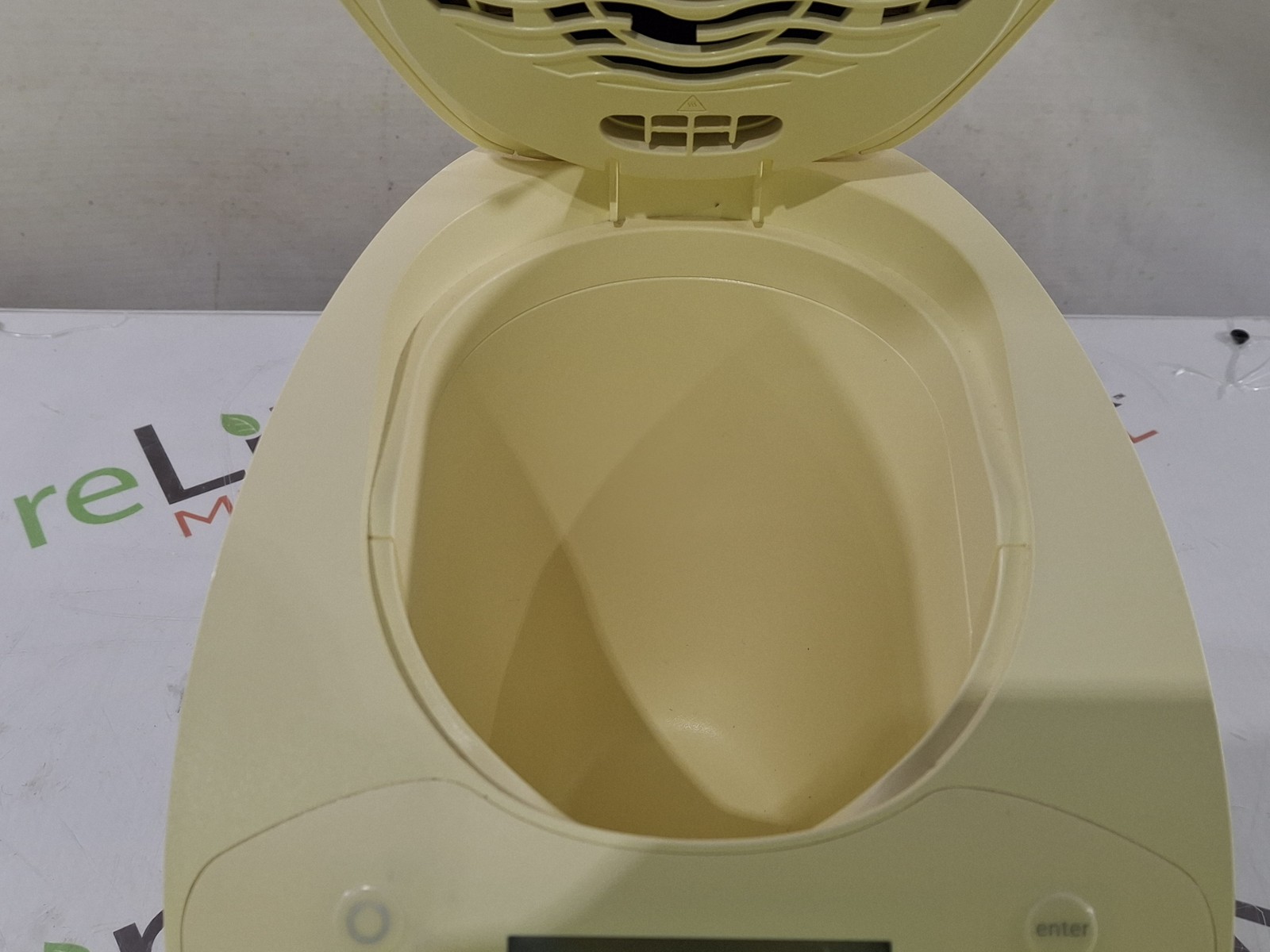 Medela 87115 Waterless Milk Warmer